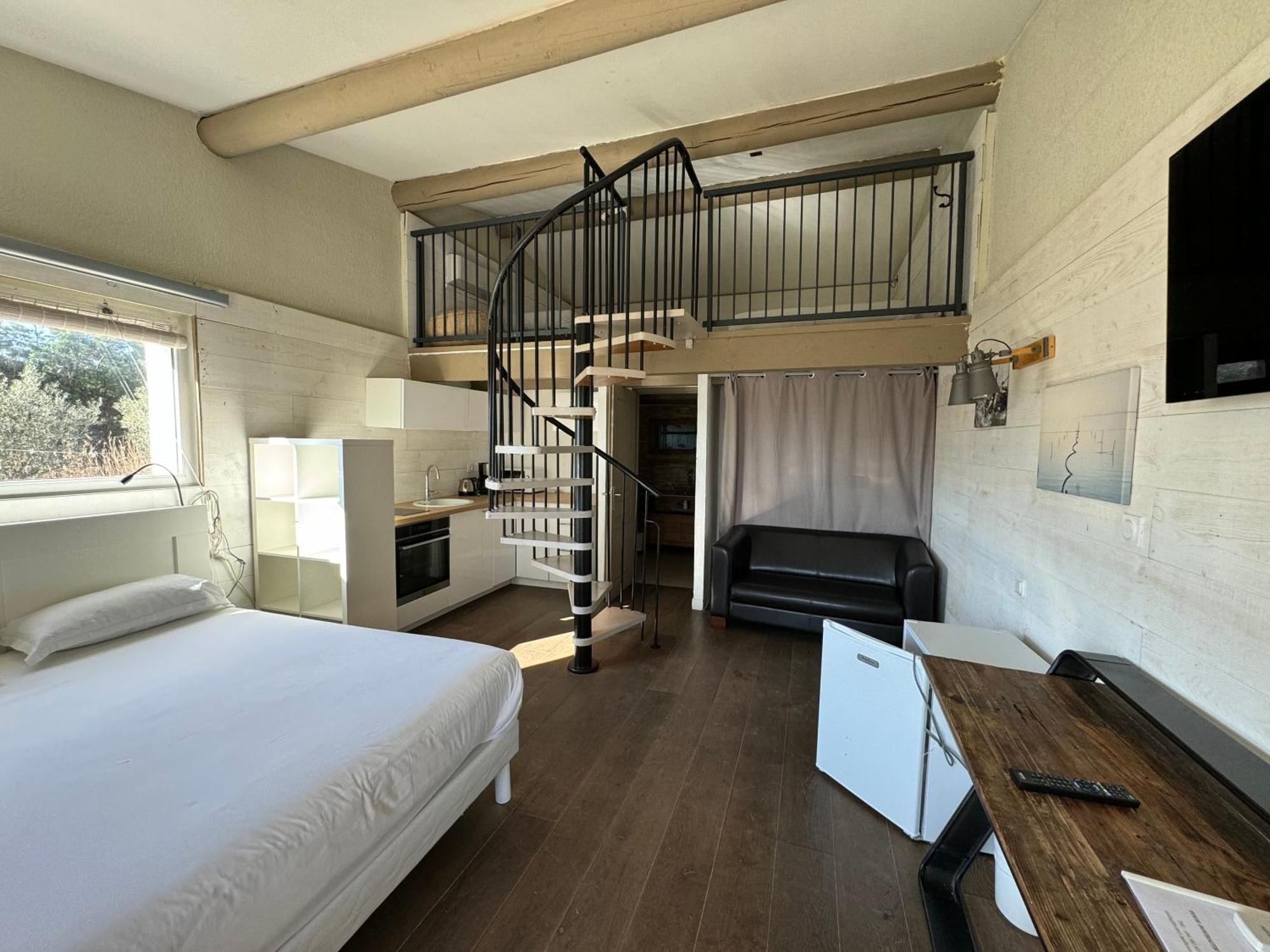 Mas Des Salicornes Hotel Saintes-Maries-de-la-Mer Ngoại thất bức ảnh