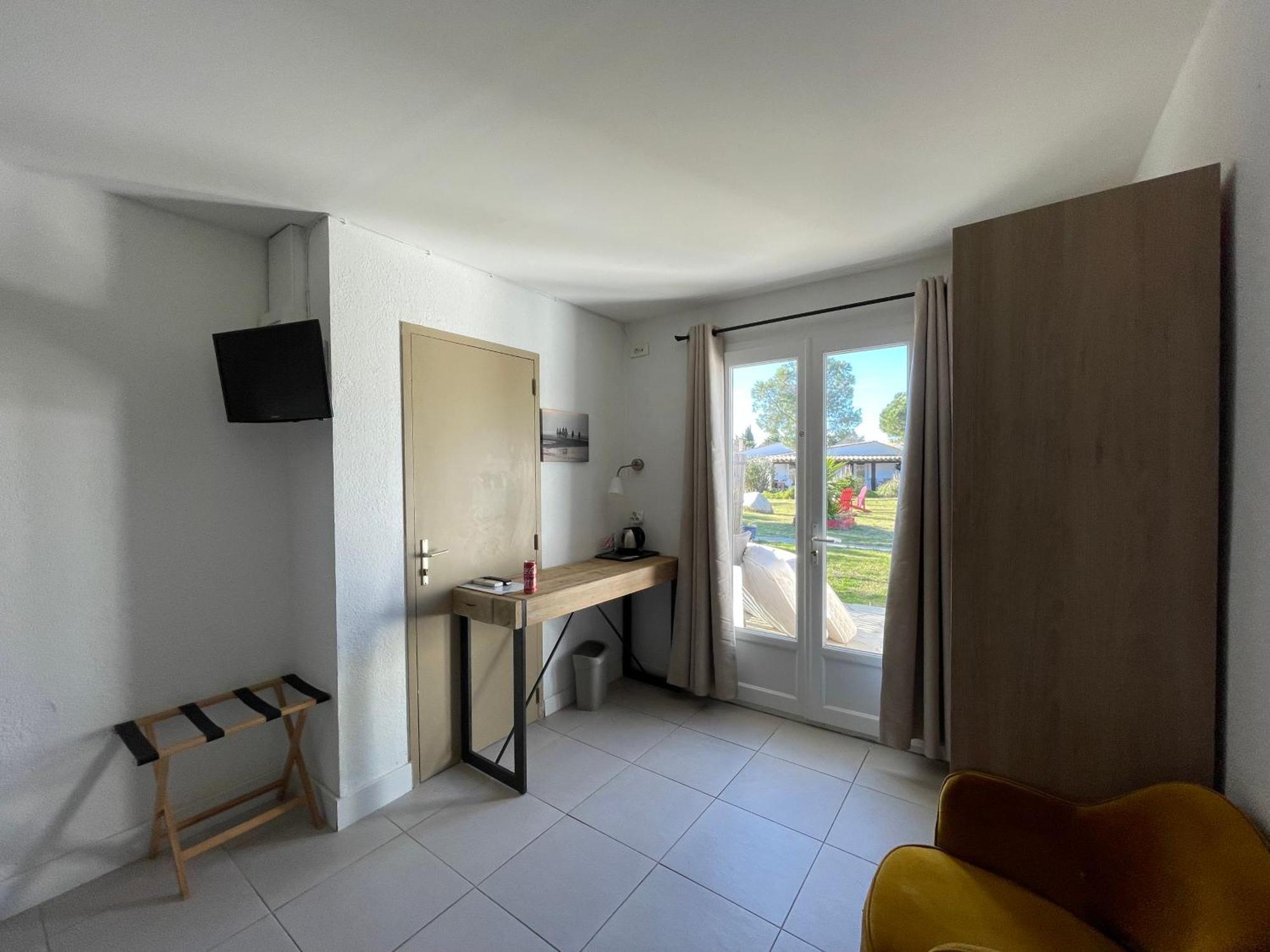 Mas Des Salicornes Hotel Saintes-Maries-de-la-Mer Ngoại thất bức ảnh