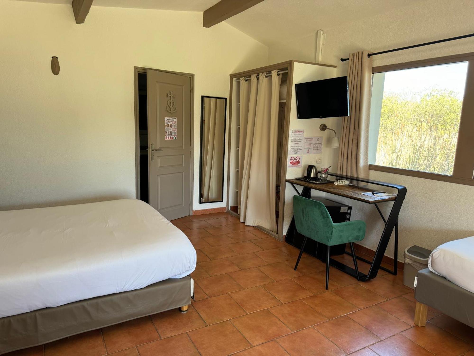 Mas Des Salicornes Hotel Saintes-Maries-de-la-Mer Ngoại thất bức ảnh